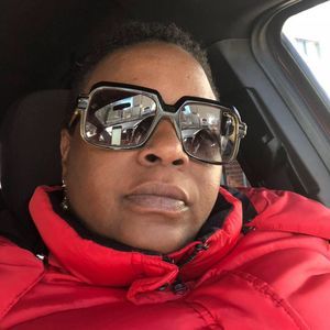 Meet your Posher, Veronica